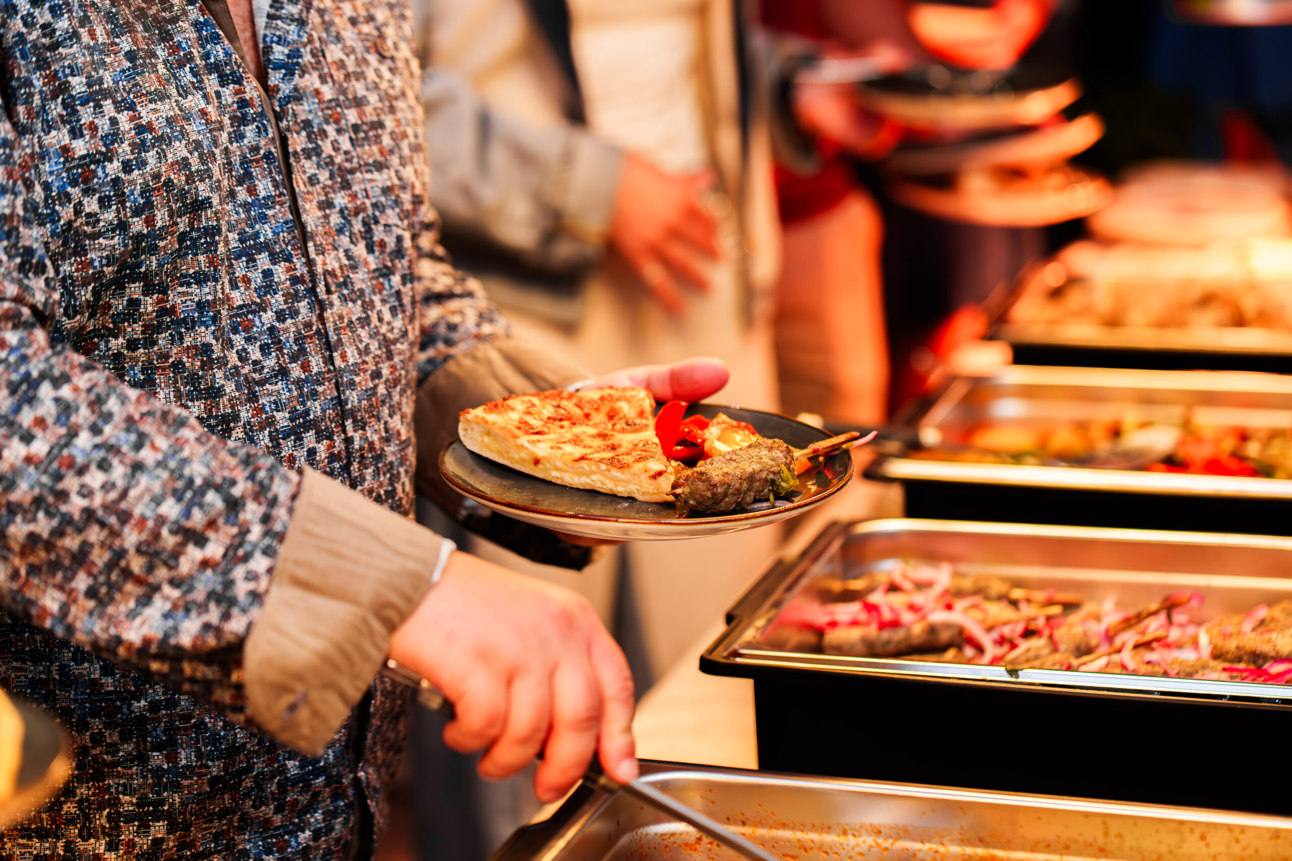 Rioniart Essen & Tische